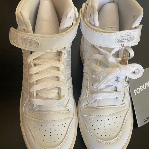 NWT Adidas Forum Mid
Triple White Patent Leather Women's - Picture 3 of 11